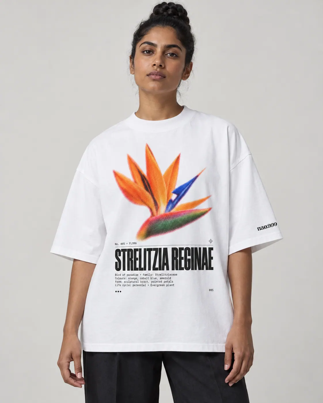 Strelitzia reginae, t-shirt blanc, porte